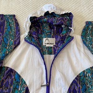 Women’s Windbreaker with purple print Sz M